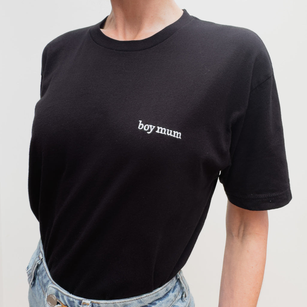 "boy mum" T-shirt